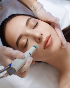دستگاه حرفه ای برای پاکسازی پوست بلامادام